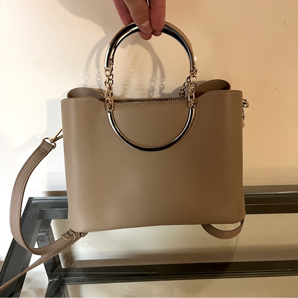Beige Purse - Picture 1 of 8